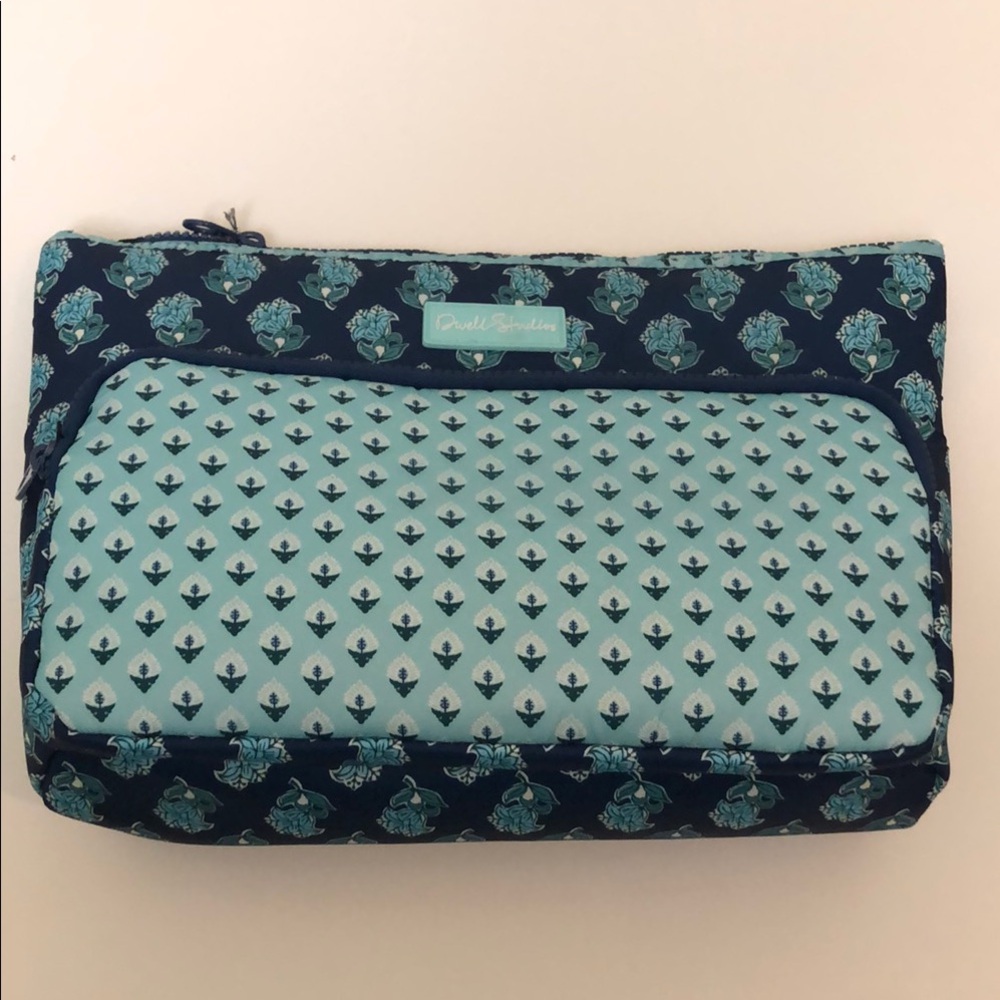 Dwell studios nwt Blue floral Cosmetic Bag 11 x 9